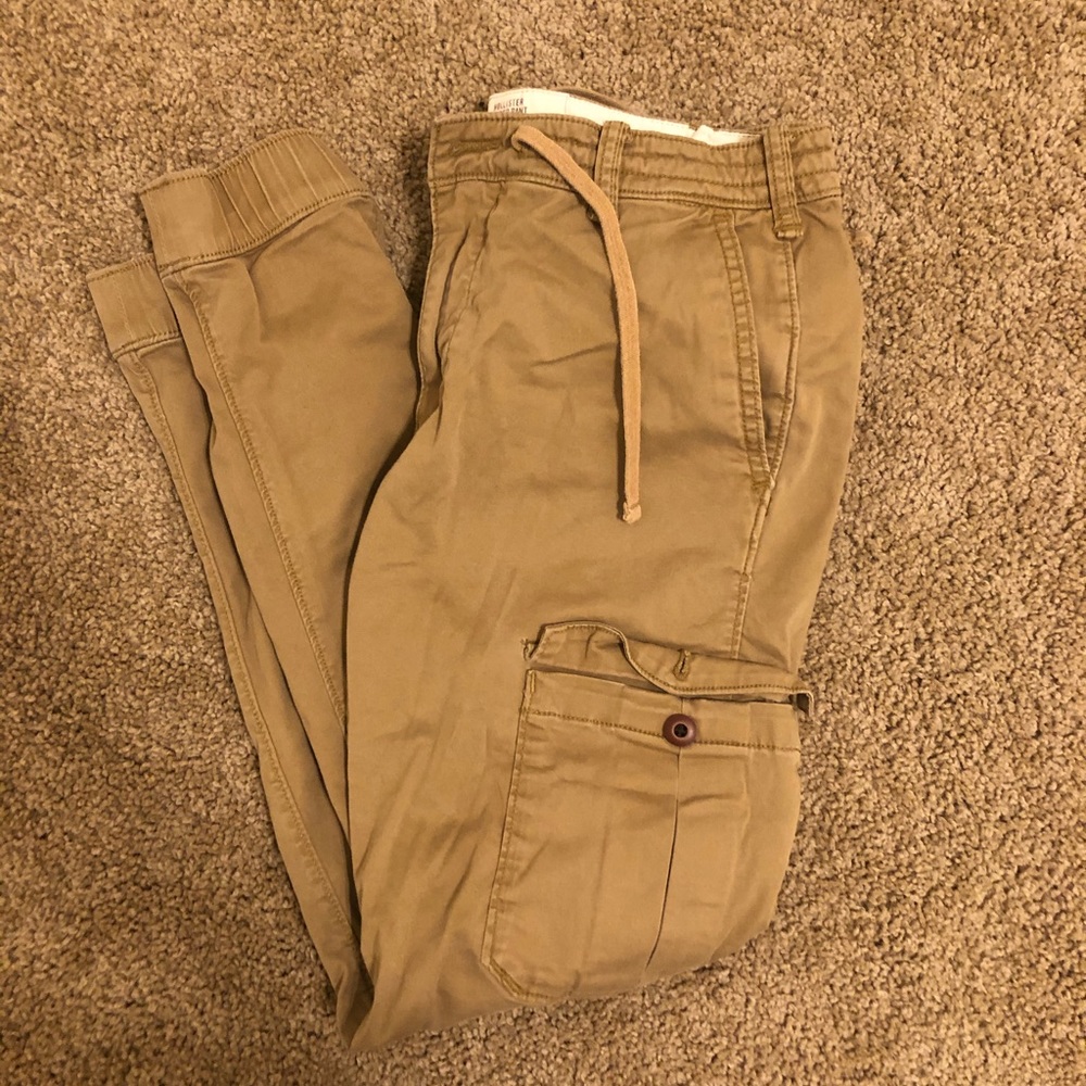 Hollister joggers